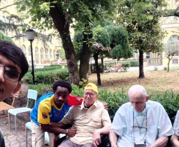 Amatevi Come Fratelli: Note dal 4&deg; Piano Casa Madre, nostro servizio tra i confratelli anziani